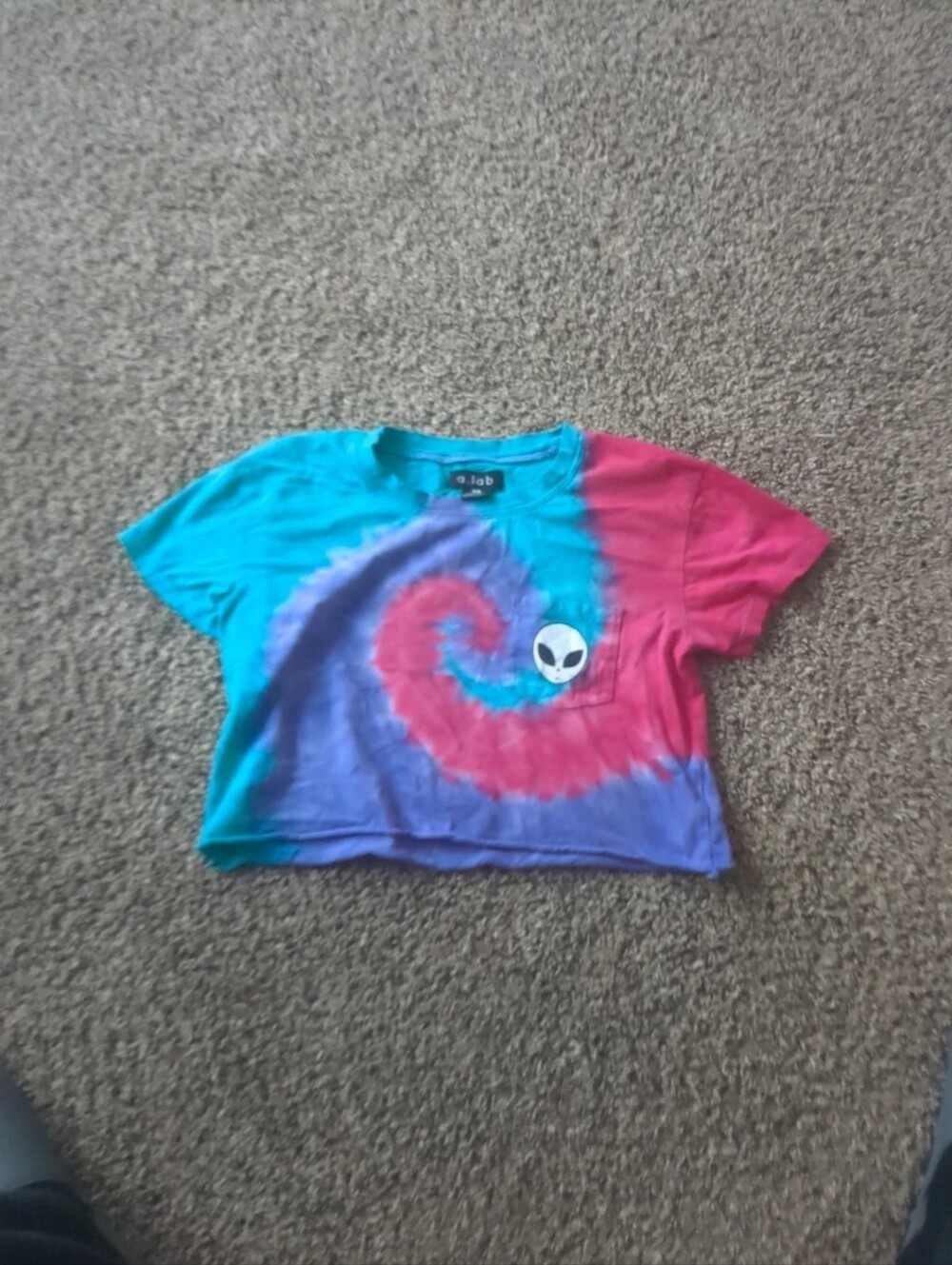 Alien crop top